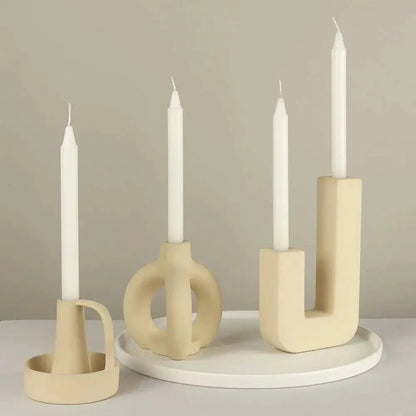 Minimalistische Kerzenständer,