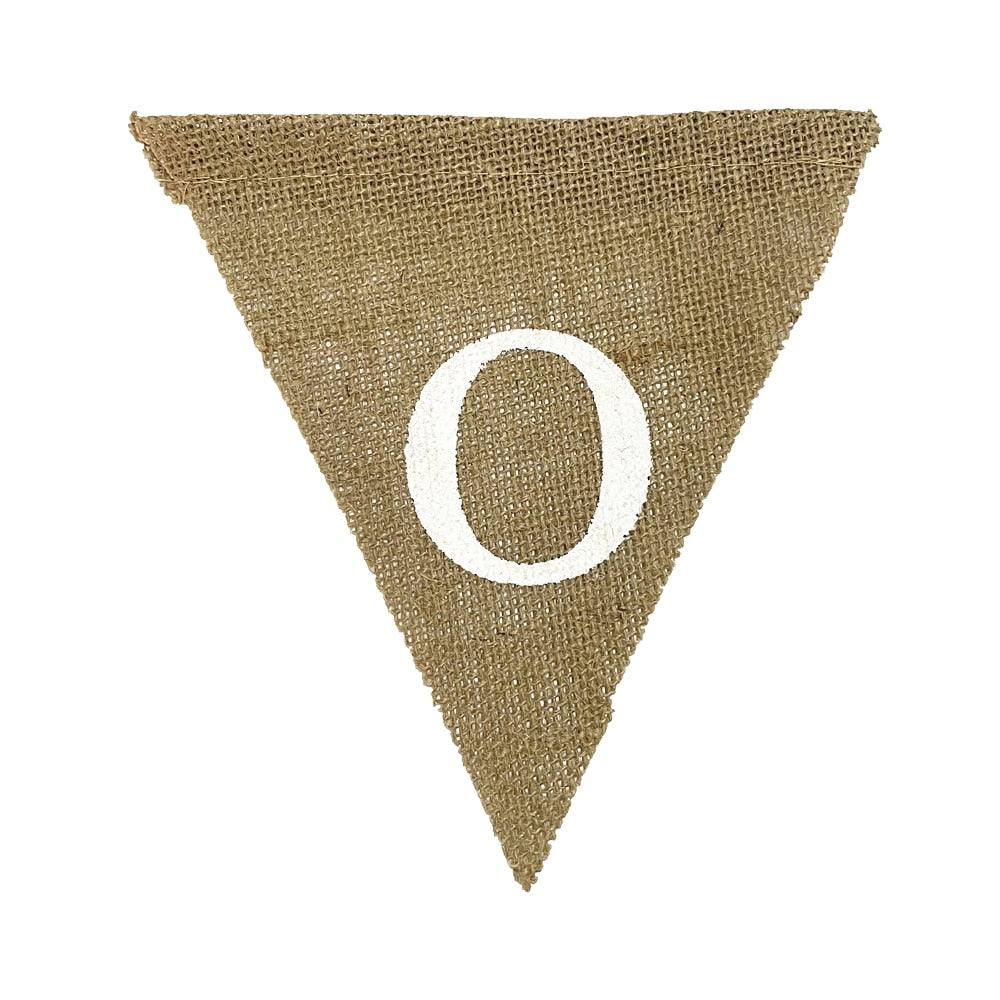 a pennant with the letter o on it